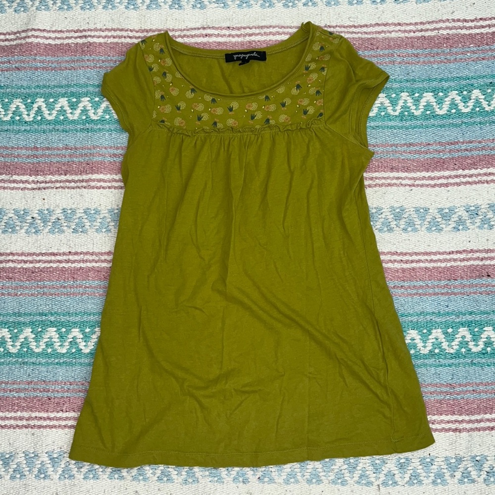 Propaganda green short sleeved t-shirt with floral print